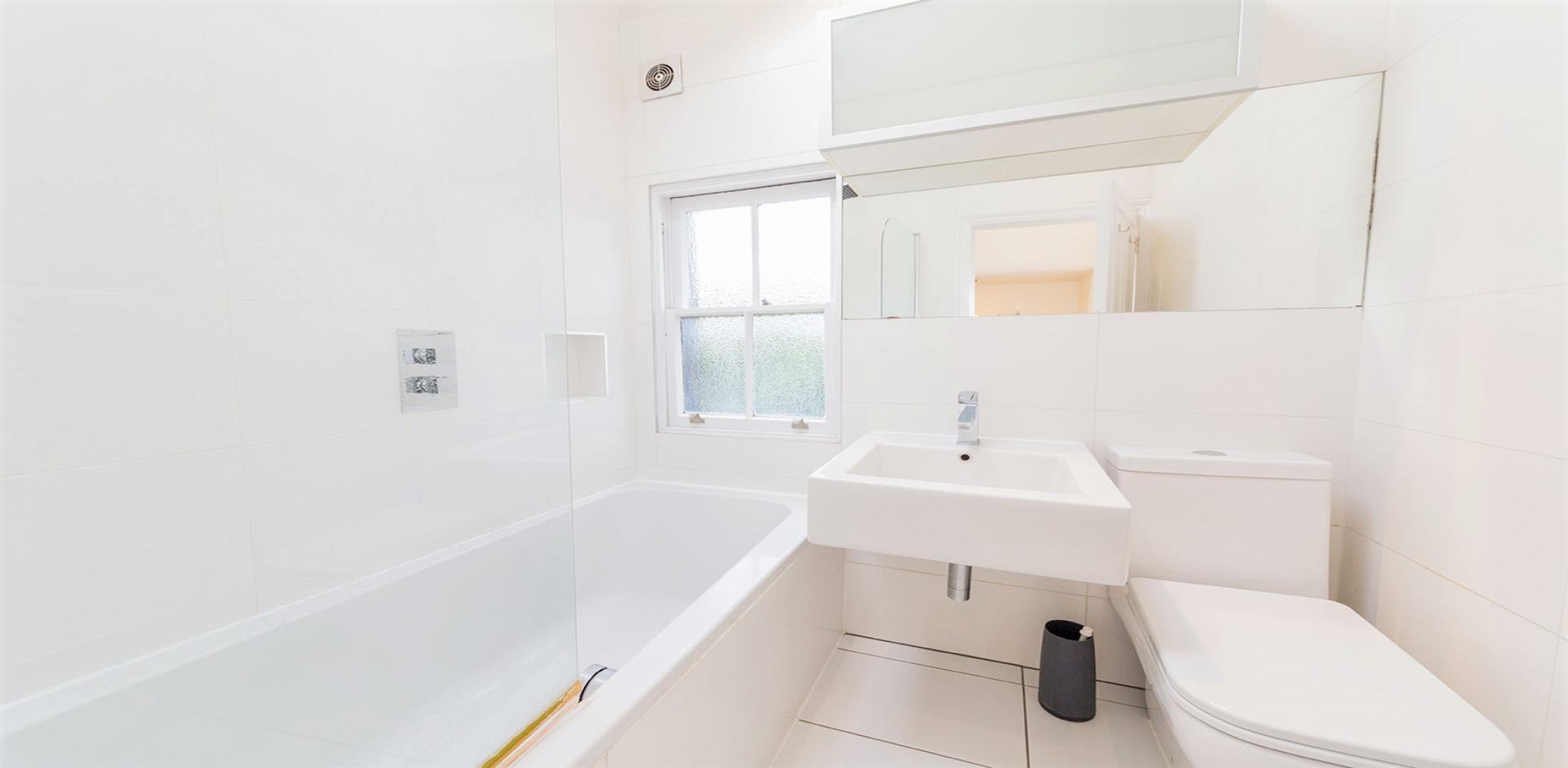 Modern Apartment Shirland Road, Maida Vale